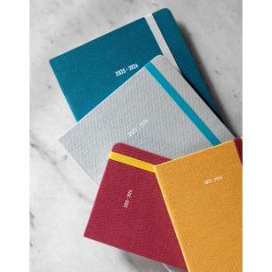 LETTS OF LONDON-ACADEMIC DAILY PLANNER-ΠΟΛΥΓΛΩΣΣΟ ΑΚΑΔΗΜΑΪΚΟ ΗΜΕΡΟΛΟΓΙΟ ΣΕ ΚΟΚΚΙΝΟ ΧΡΩΜΑ